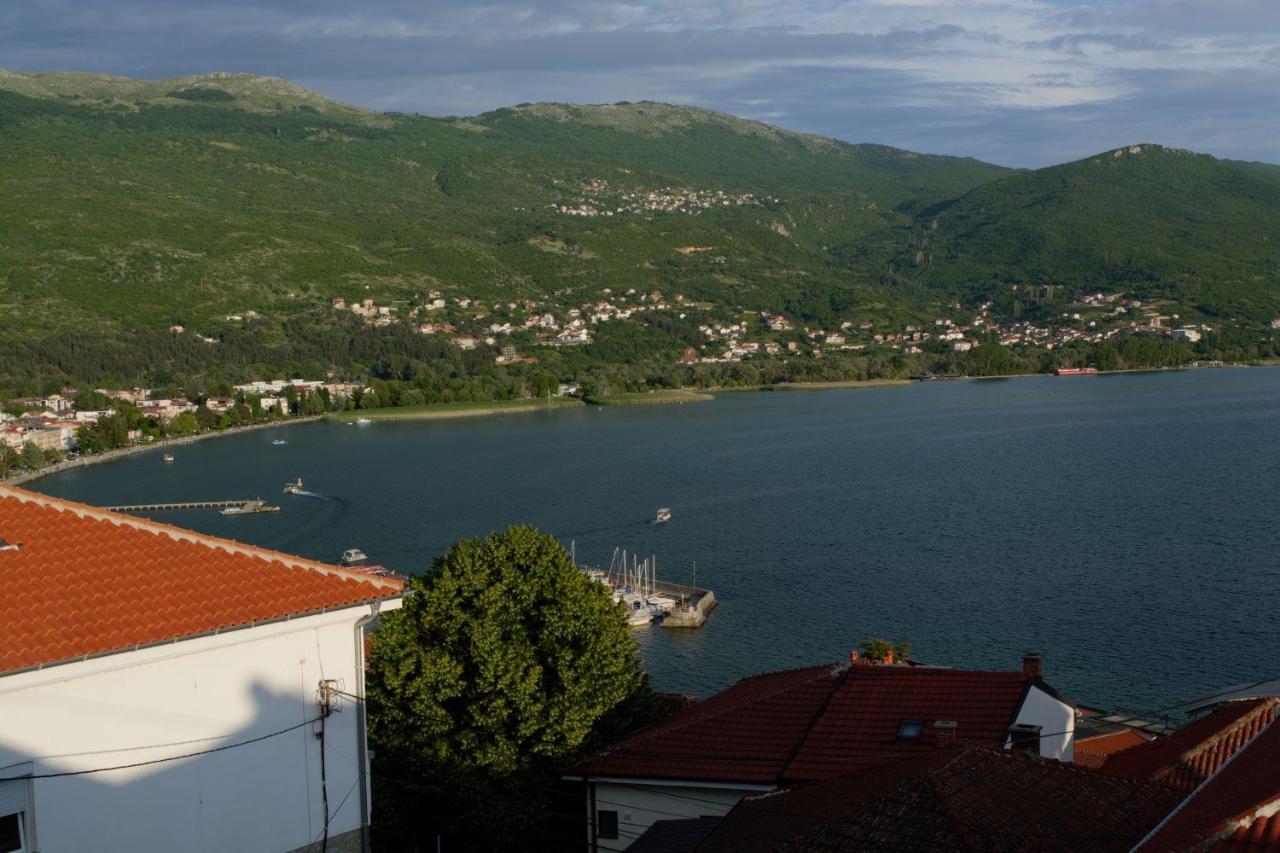 Villa Scandik Ohrid Bagian luar foto