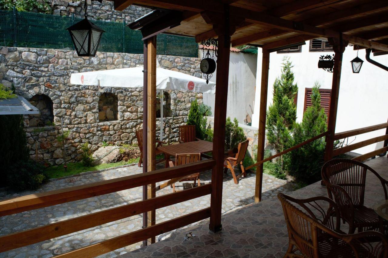 Villa Scandik Ohrid Bagian luar foto