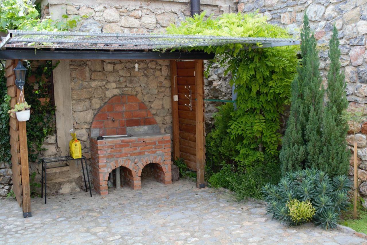 Villa Scandik Ohrid Bagian luar foto