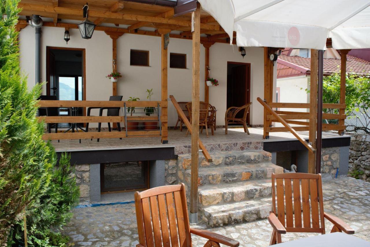 Villa Scandik Ohrid Bagian luar foto