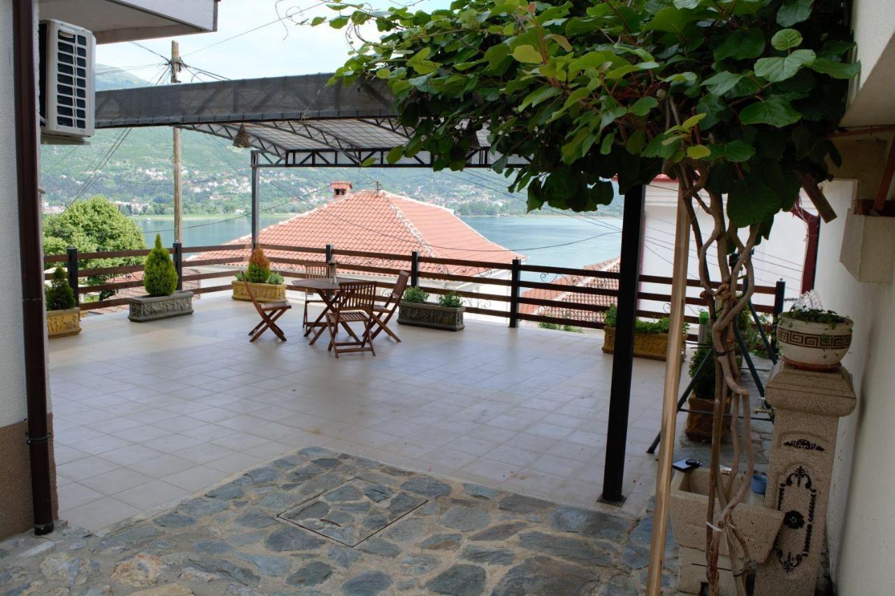 Villa Scandik Ohrid Bagian luar foto