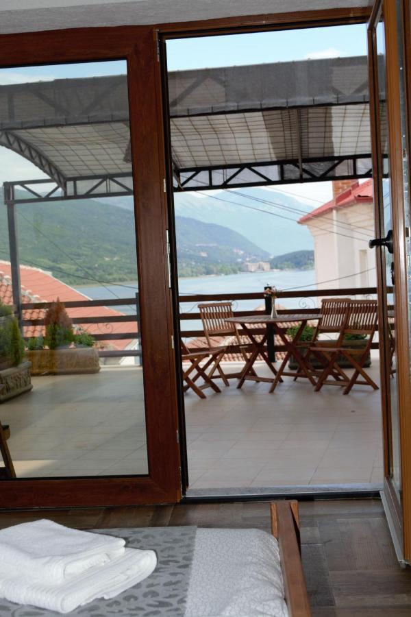 Villa Scandik Ohrid Bagian luar foto